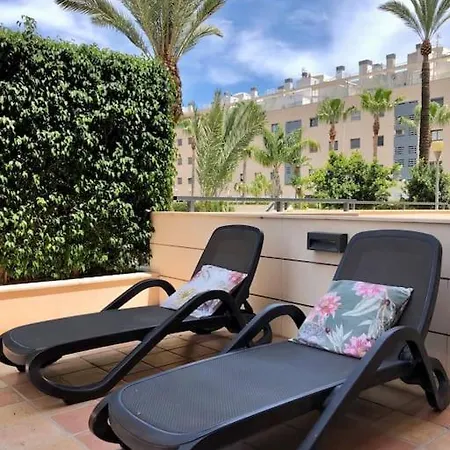 Apartamento Hogar Brisa De Marinas Acogedor Con Amplia Terraza Y Acceso Directo A Piscinas-comfortable With Spacious Terrace And Direct Pool Access Dénia