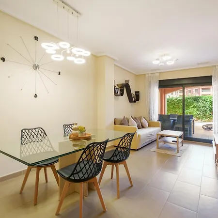Hogar Brisa De Marinas Acogedor Con Amplia Terraza Y Acceso Directo A Piscinas-comfortable With Spacious Terrace&direct Pool Access Apartamento *