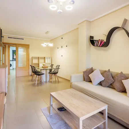 Hogar Brisa De Marinas Acogedor Con Amplia Terraza Y Acceso Directo A Piscinas-comfortable With Spacious Terrace&direct Pool Access *