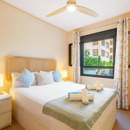 Apartamento Hogar Brisa De Marinas Acogedor Con Amplia Terraza Y Acceso Directo A Piscinas-comfortable With Spacious Terrace&direct Pool Access Dénia