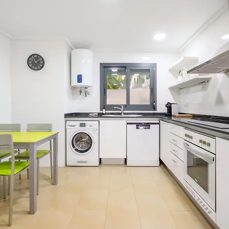 Hogar Brisa De Marinas Acogedor Con Amplia Terraza Y Acceso Directo A Piscinas-comfortable With Spacious Terrace&direct Pool Access Apartamento *