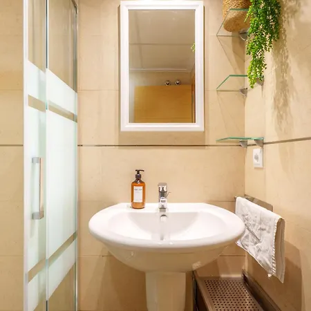 Apartamento Hogar Brisa De Marinas Acogedor Con Amplia Terraza Y Acceso Directo A Piscinas-comfortable With Spacious Terrace&direct Pool Access Dénia