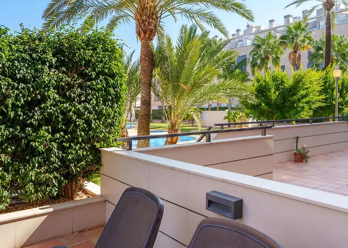 아파트 Hogar Brisa De Marinas Acogedor Con Amplia Terraza Y Acceso Directo A Piscinas-comfortable With Spacious Terrace And Direct Pool Access *